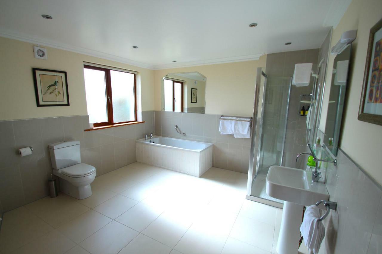 Island View Luxury Apartment Clifden Exterior foto
